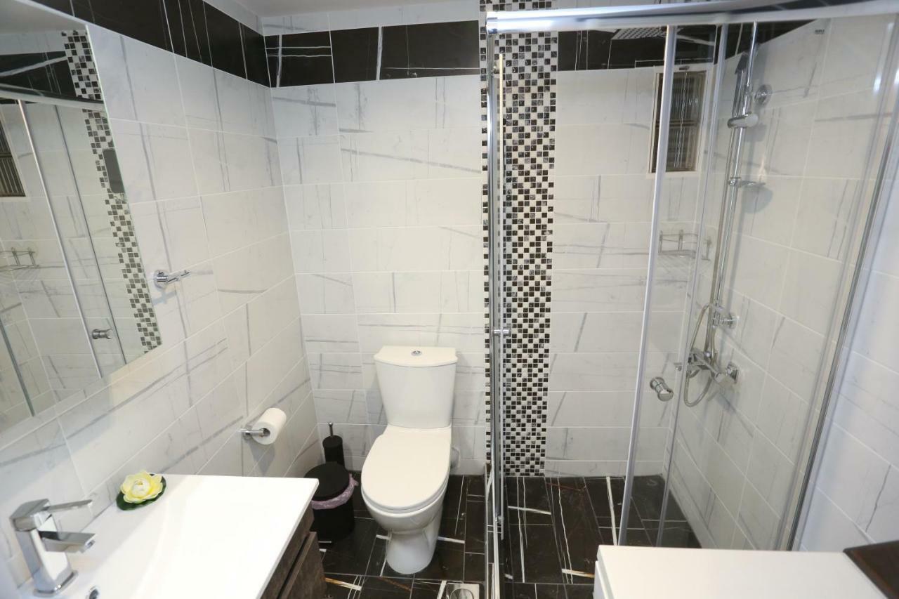 Oli'S Luxury Apartment Thessaloniki Exterior photo